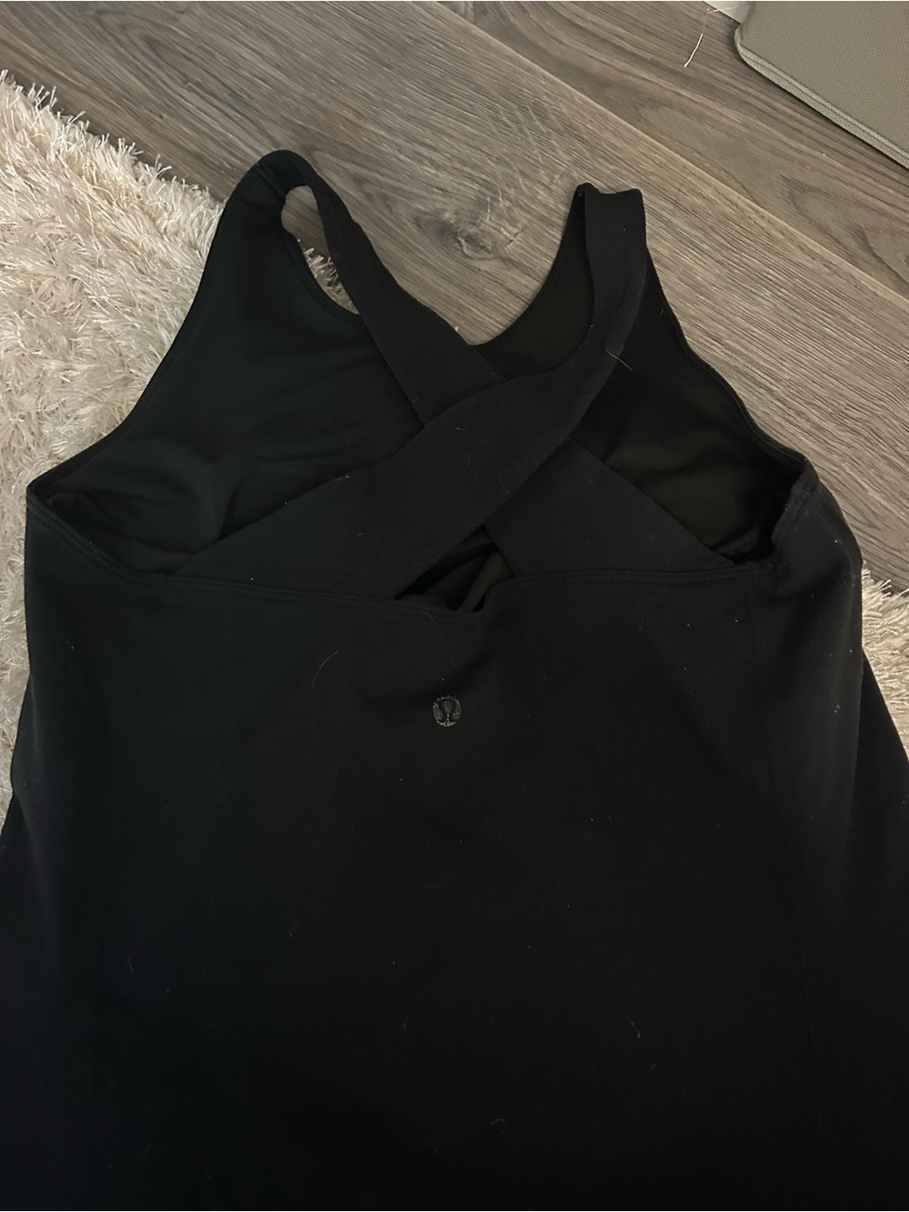 lululemon athletica Women’s Black Cross-Back Tank Top